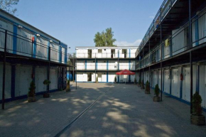 Отель Hostel Metro  Варшава